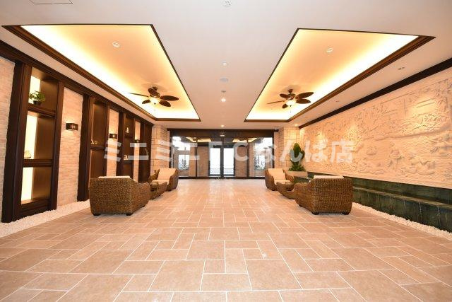 プレジオ松屋町のエントランス