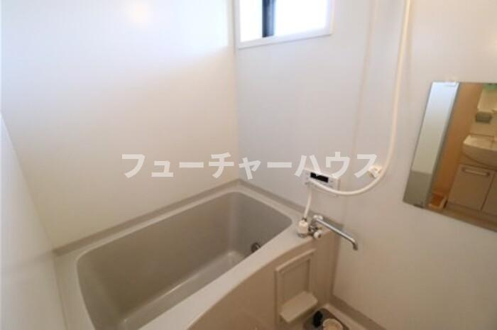 グランドソレイユの浴室