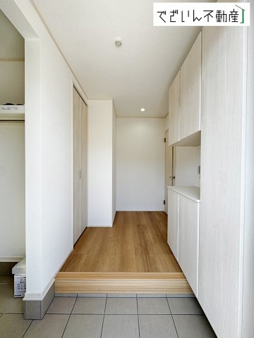 【玄関】 | 熊谷市石原　新築住宅 | ≪5号棟≫
現地(2026年2月撮影)