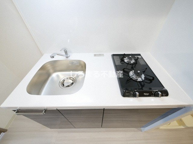 プレサンス天神橋筋六丁目ヴォワールのキッチン