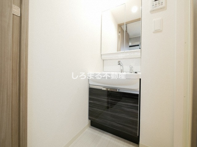 プレサンス天神橋筋六丁目ヴォワールの洗面所