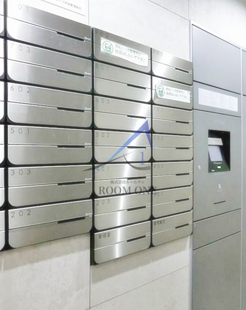 レアライズ両国のその他共用部分|集合ポストです。