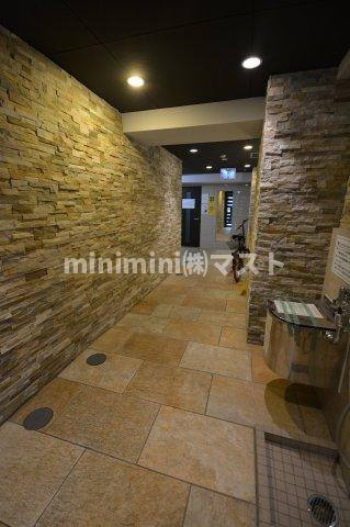 ドュシンビオス桜川のロビー