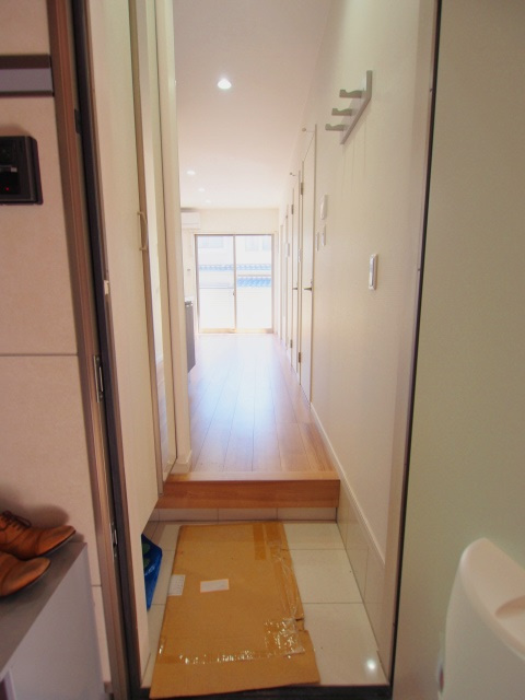 ロイヤルヴィラ向洋 Aの玄関