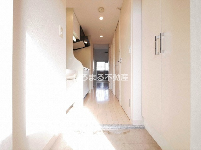 プレサンス天満橋アンジェの玄関