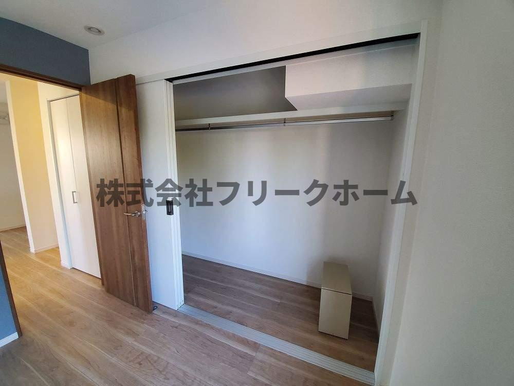 小金井市東町２丁目のアパートの収納