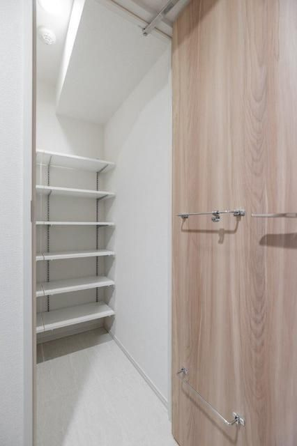 リーフシティ市川　ザ・レジデンスの収納