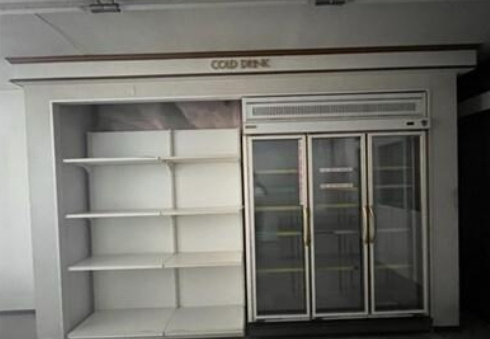 昭和通店舗の内装