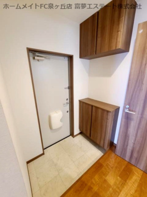 【玄関】 | 諏訪ノ森OMパレス | ※イメージ　同物件別号室の写真
