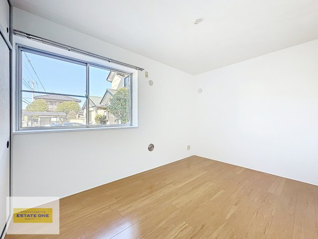 ハイツ葭井戸の洋室