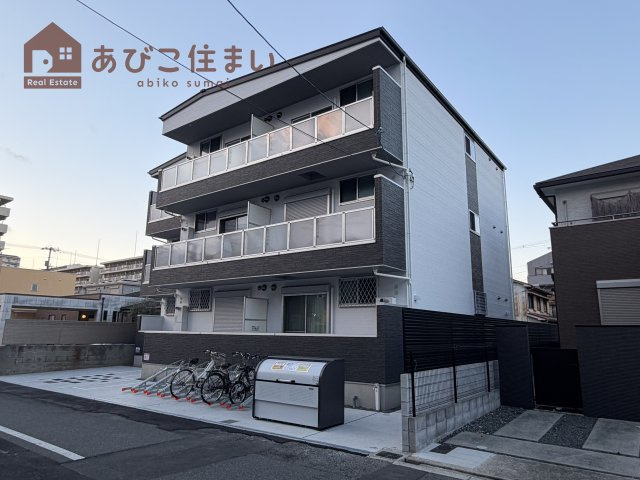 TIO長居公園南の外観