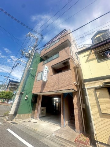 インテルナナカガワビルの外観