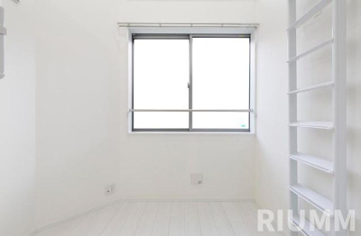 【居間・リビング】 | ジリオロッソ東新宿