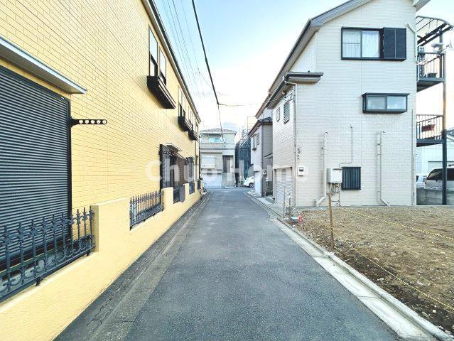 江戸川区松本1丁目新築分譲住宅の前面道路含む現地写真|全面道路