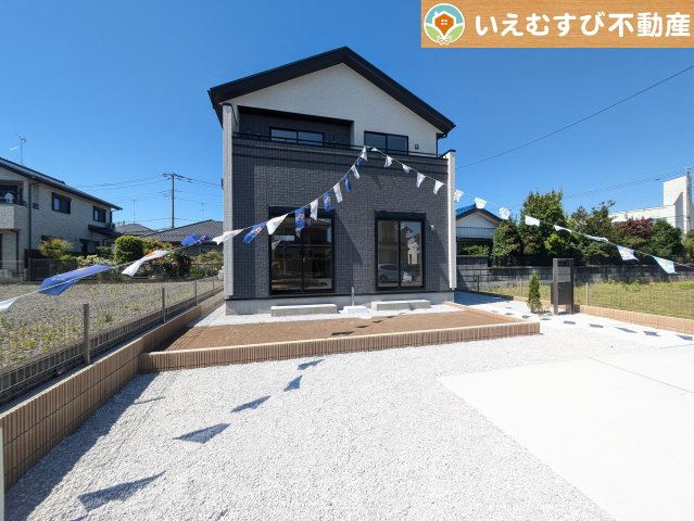BLOOMING GARDEN　羽生市南羽生1丁目の庭|ガーデニングが楽しめそう
季節の草花で彩りを！ガーデニングで緑あふれる景色を作るのも楽しみ♪