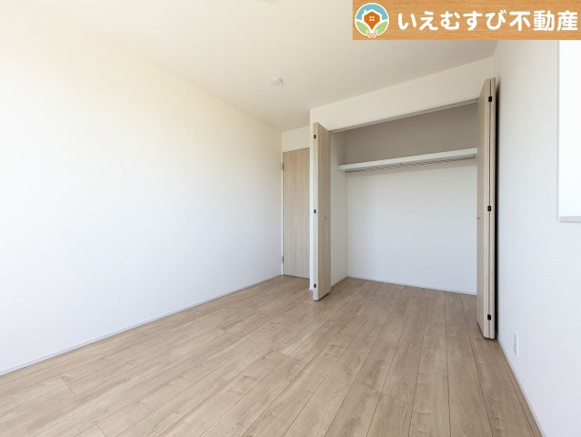 BLOOMING GARDEN　羽生市南羽生1丁目の寝室