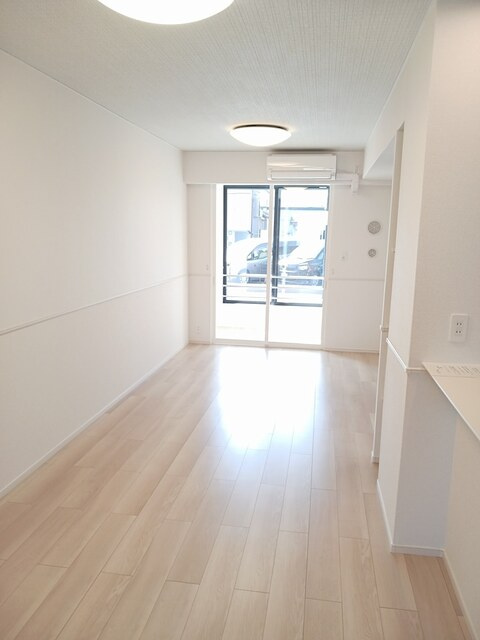 クレストールポート　Ⅰの居間・リビング|居室・リビング