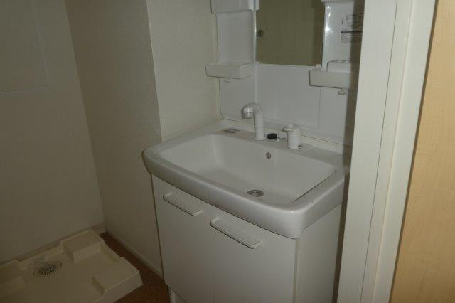 フラン総社の独立洗面台|シャンプードレッサー