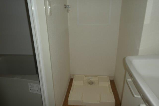 フラン総社のその他|洗濯機置き場