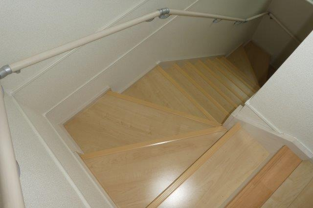 フラン総社のその他|階段