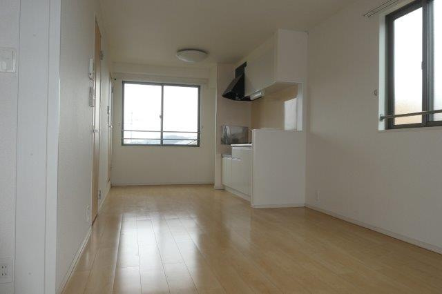 フラン総社の居間・リビング