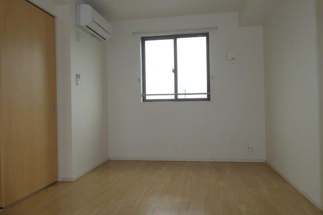 フラン総社の寝室|洋室