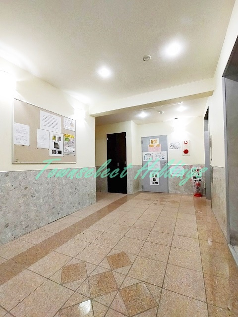 藤沢市藤沢の賃貸マンションのエントランス