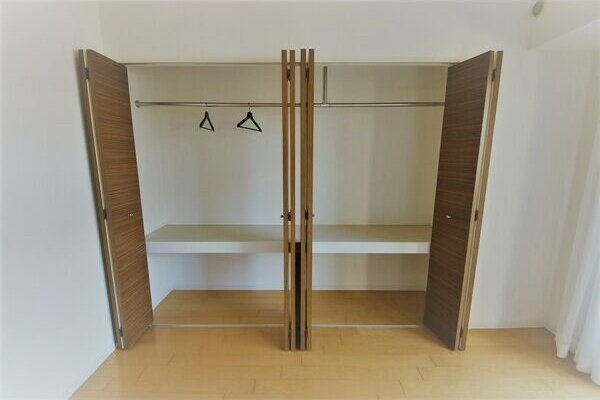 BSレジデンス栄(旧グランルージュ栄)の収納