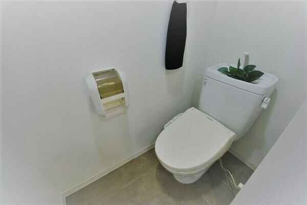 BSレジデンス栄(旧グランルージュ栄)のトイレ