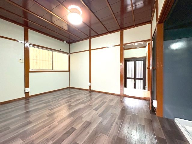 甲田戸建ての内装