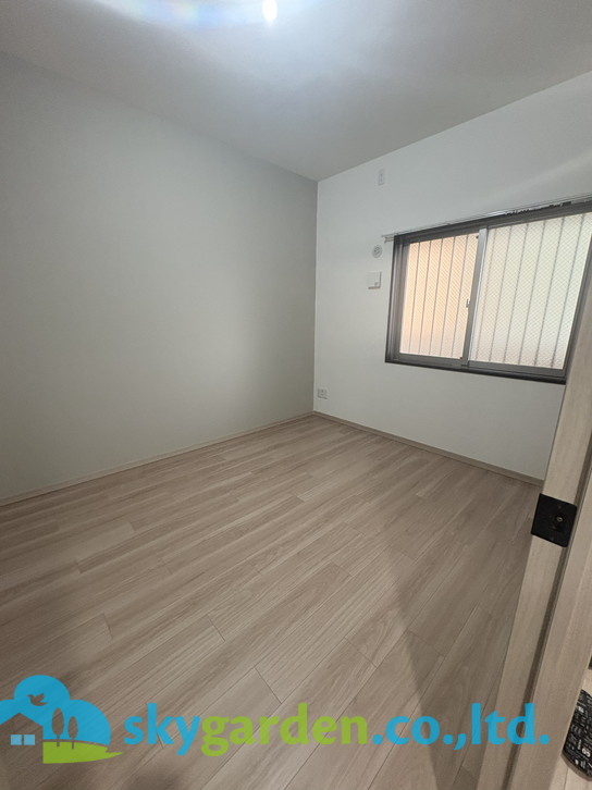 ロータリーパレス藤沢の洋室|明るい洋室です