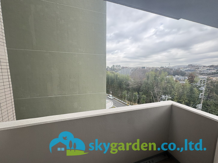 ロータリーパレス藤沢のバルコニー|陽当たり良好なバルコニーです