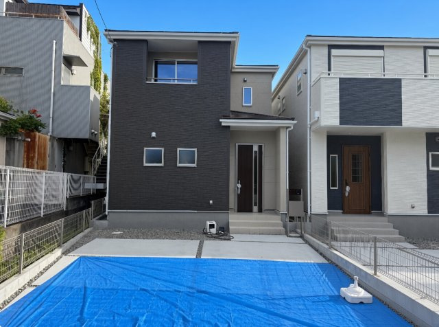 羽曳野市野々上　第2期　新築一戸建ての外観|お客様に長く安心して住んでいだだける事にこだわった家づくり！住んでからのアフターサービスにもしっかりと取り組んでいます！