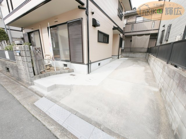 【居間・リビング】 | 明石市二見町西二見　中古戸建