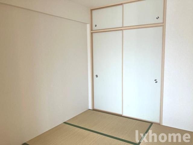 シャリエ茨木の和室