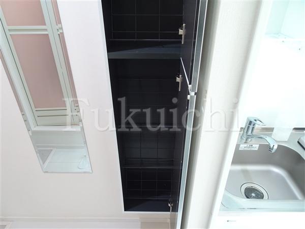 クレシェンド学芸大学の収納