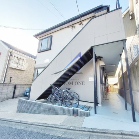 アゼリア石川台のエントランス|エントランスです。