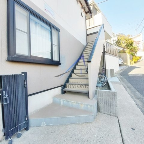 アゼリア石川台