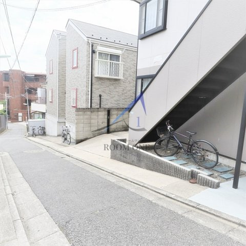 アゼリア石川台