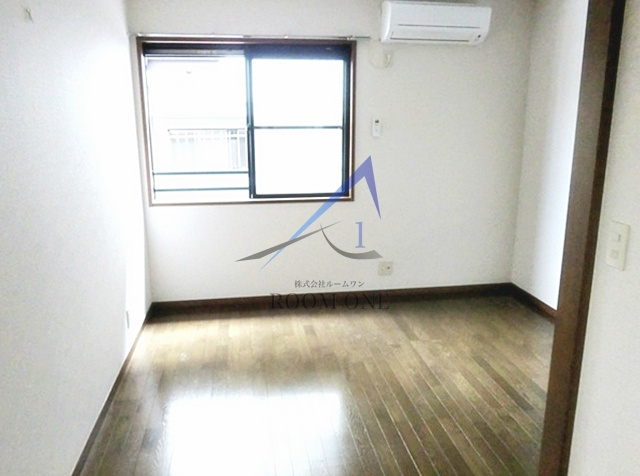 アゼリア石川台の居間・リビング|洋室のお部屋です。