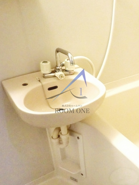 アゼリア石川台の洗面所|洗面台です。