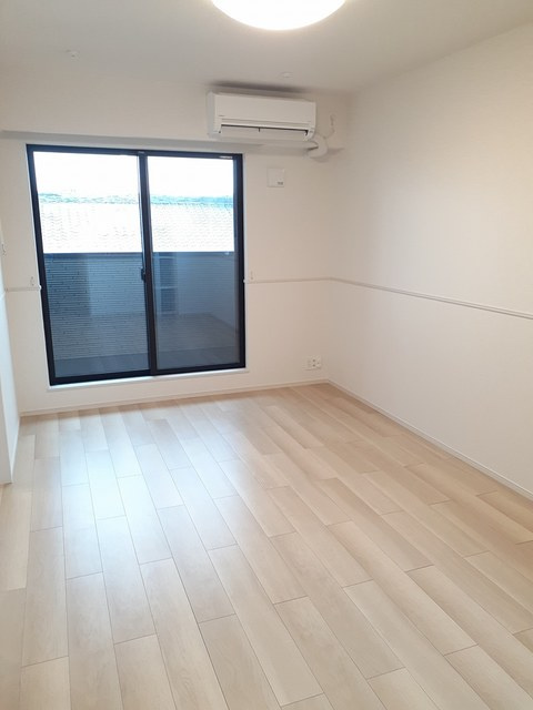 クロス　ザ　リバー　Ⅰの居間・リビング|居室・リビング