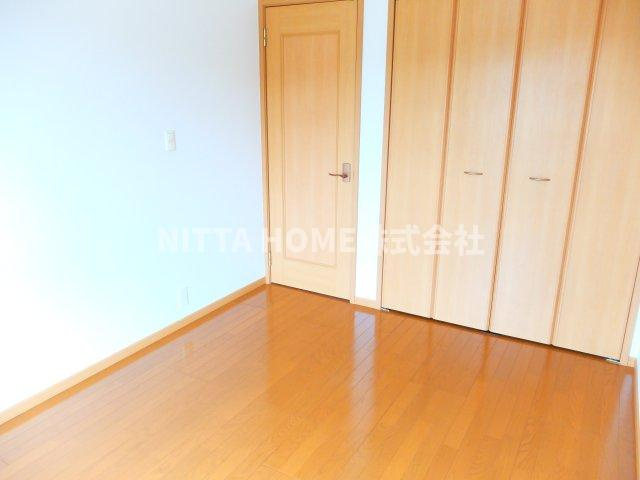 エスポワールシャトー’０６の寝室|こちらも６帖の洋室です☆彡