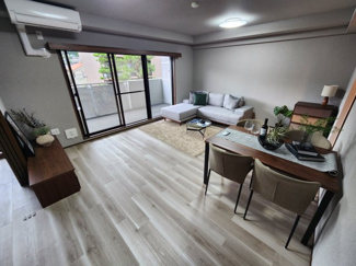 【居間・リビング】 | ヴェール牛田 | ヴェール牛田　令和6年9月リフォーム工事完了
※同タイプのモデルルーム写真となります。現況優先。