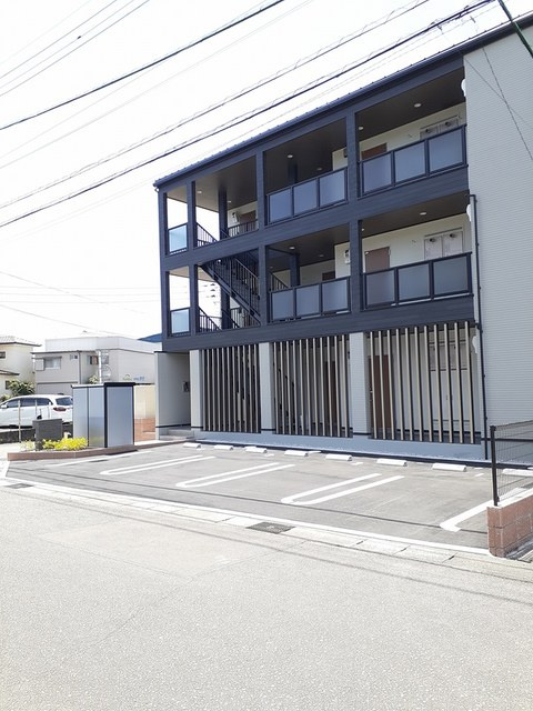 サンモール　鶴島の駐車場|駐車場