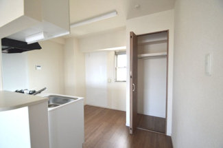 【居間・リビング】 | ソレイユ御蔵町