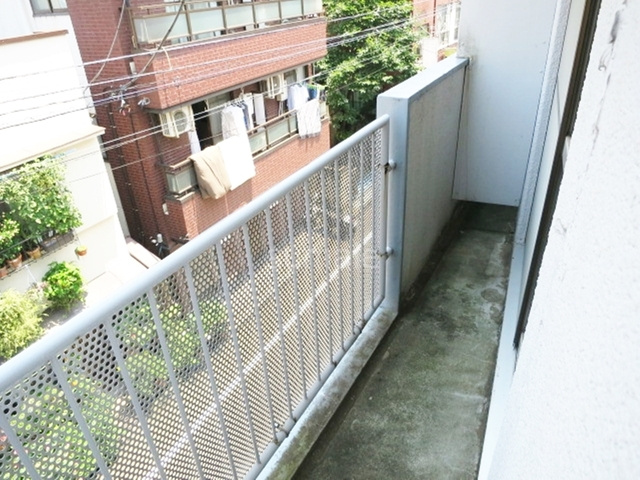 北区赤羽１丁目の賃貸マンションのバルコニー|バルコニー付き☆角部屋☆