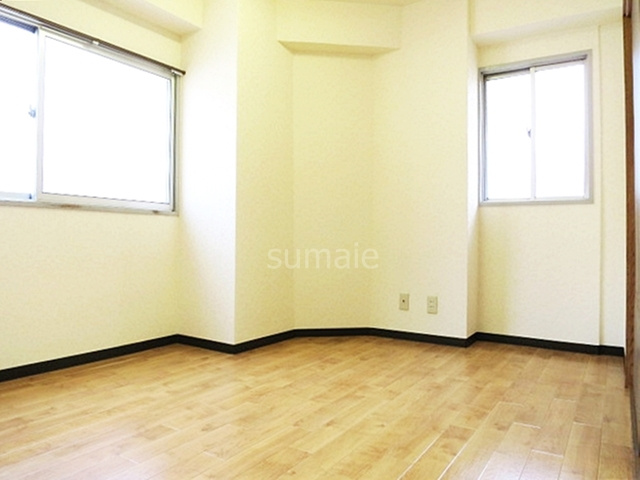 北区赤羽１丁目の賃貸マンションの洋室|角部屋☆二面採光☆