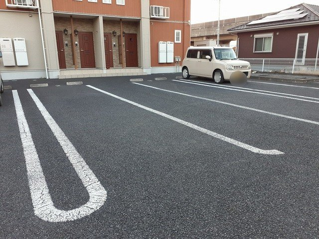 プレリーヴィラの駐車場