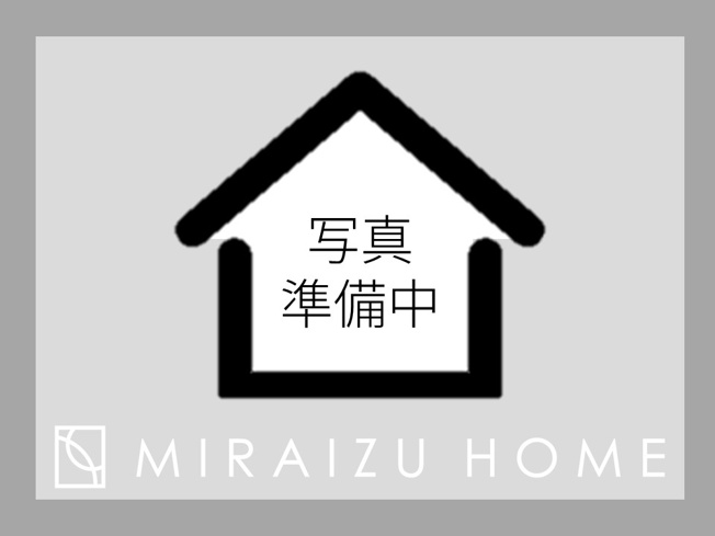 【子供部屋】 | 床のフローリングもオシャレな洋室が嬉しいです。独立性のある住宅ですので、各居室それぞれ、テイストの違うお部屋インテリア造りをしても面白いかもしれませんね！